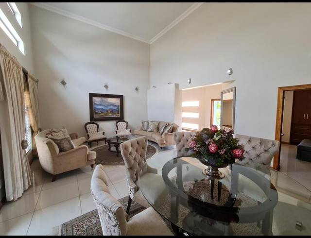 3 BEDROOM HOUSE FOR SALE IN RETIRE AT MIDSTREAM